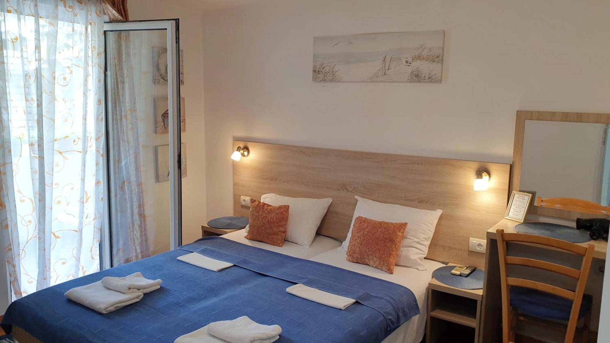 Apartamento Tri Palme Bečići Exterior foto